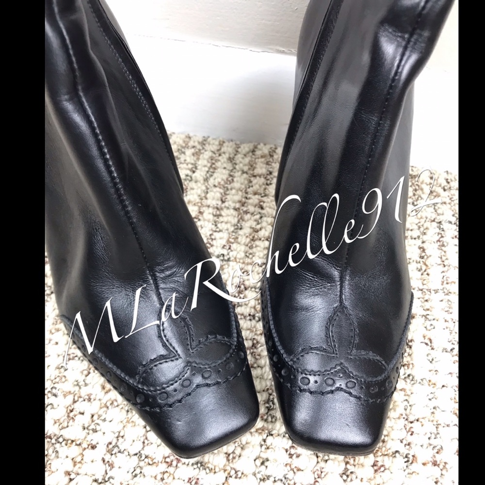 Louis Vuitton Black Leather ankle boots!